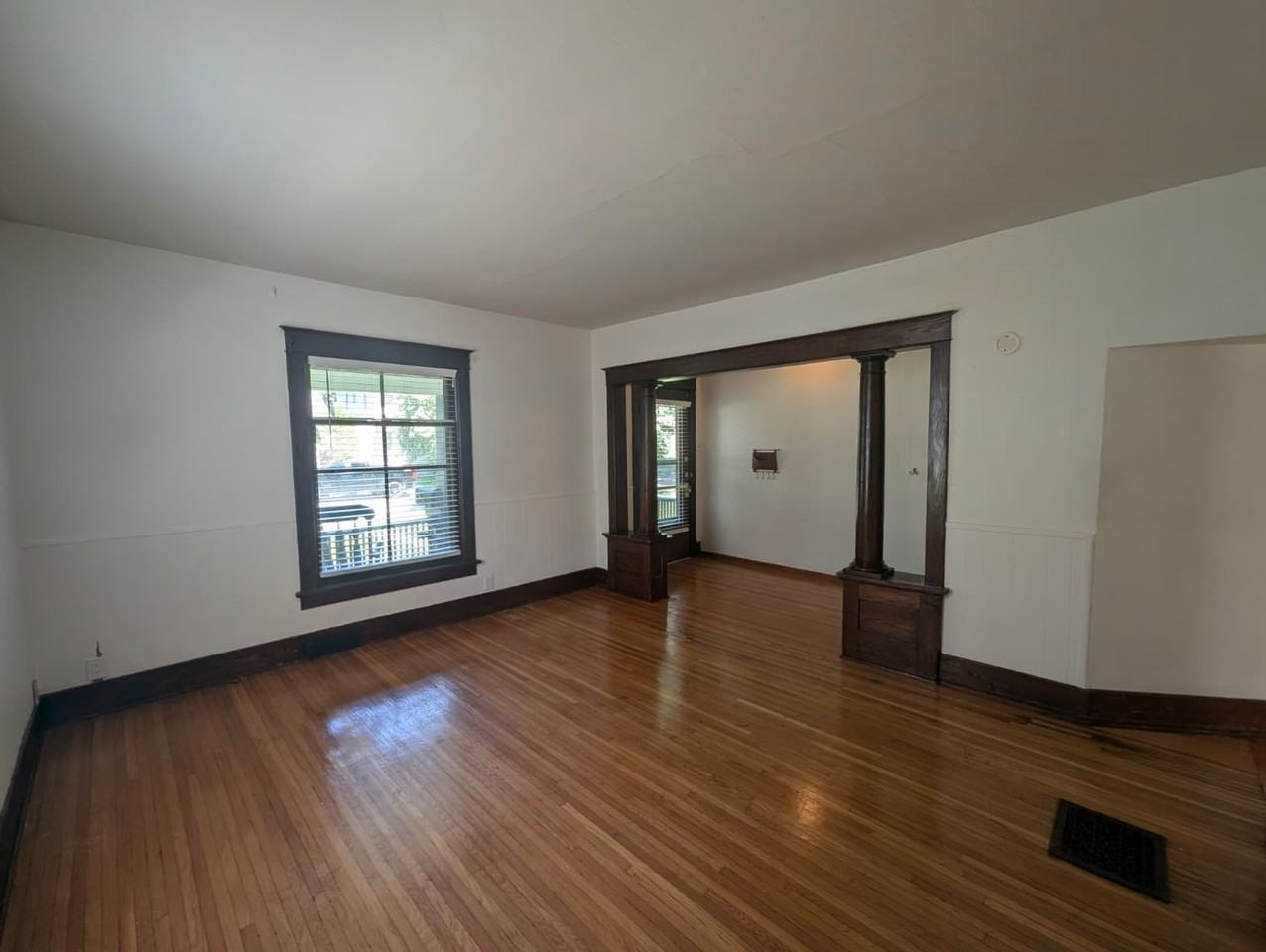 1524 S 24th St #1 - Photo 4 of 20