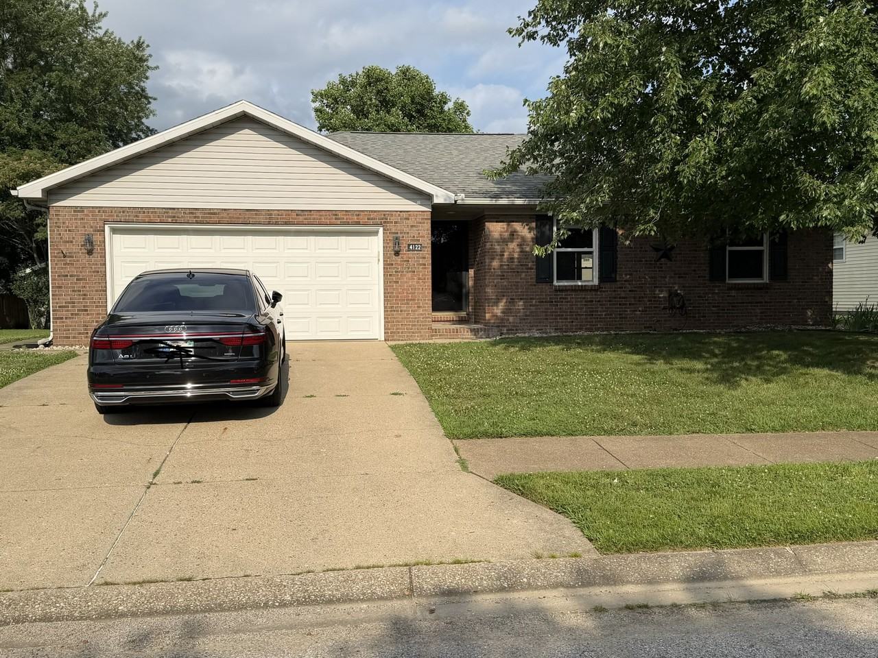 4122 Hedgewood Ct #NA - Photo 2 of 16