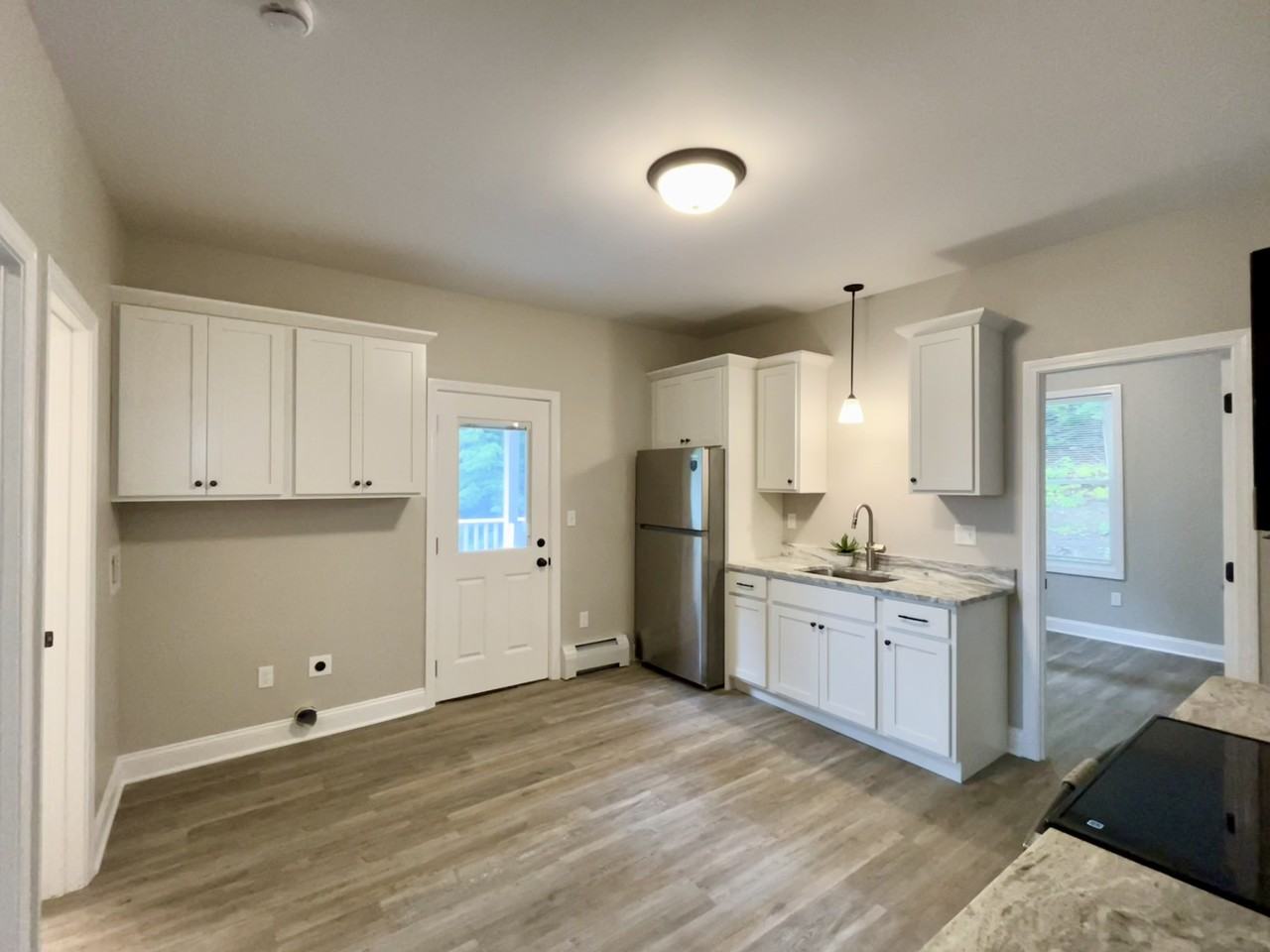 17 Lawrence St #2 - Photo 4 of 21