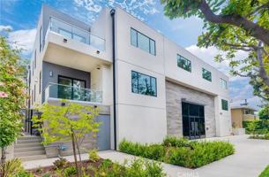 featured image of 4322 Gentry Ave #TOPFL
