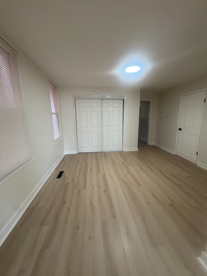 4726 Cameron Ave #1 - Photo 6 of 8