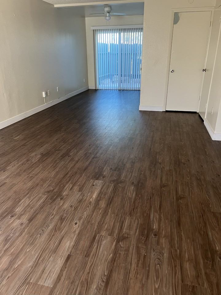 288 N Spruce Ave #71 - Photo 2 of 10