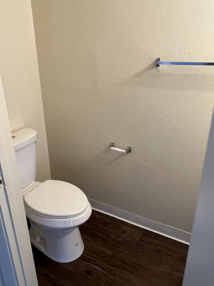 288 N Spruce Ave #71 - Photo 6 of 10