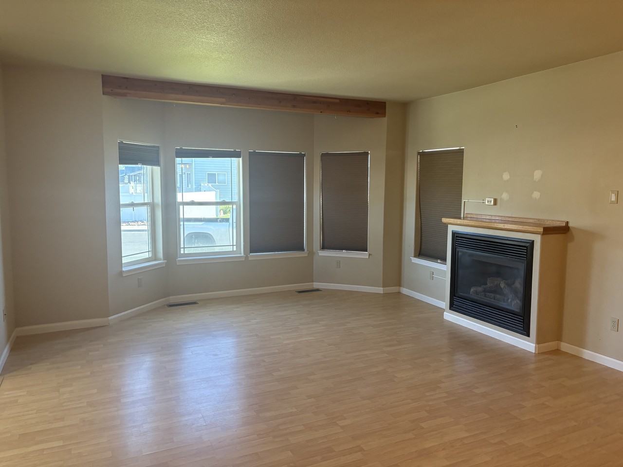 2725 Sw Metolius Ave #2725 - Photo 3 of 17