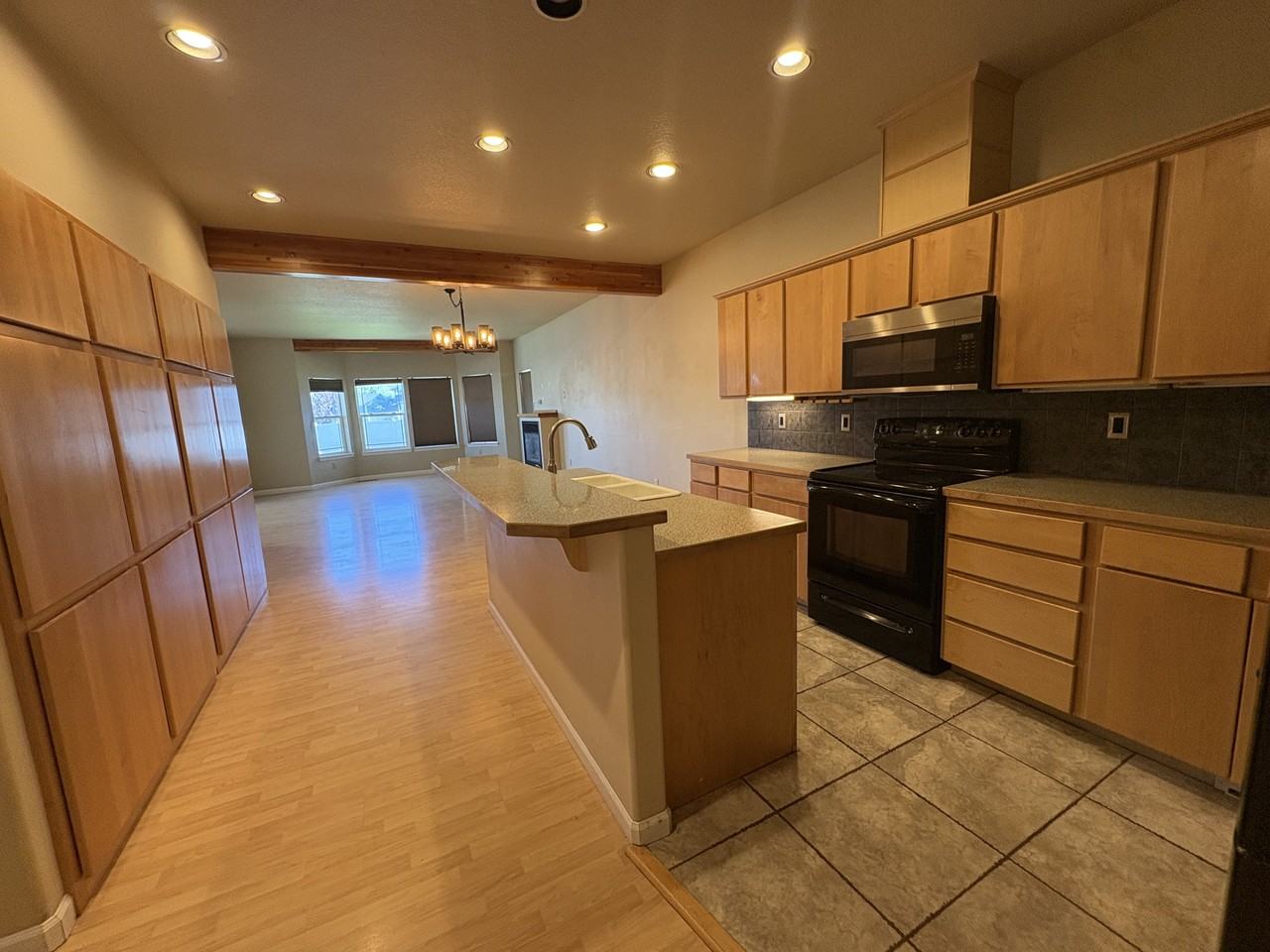 2725 Sw Metolius Ave #2725 - Photo 5 of 17