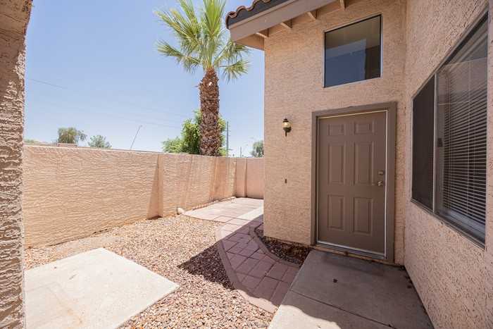 2019 W Lemon Tree Pl #1110 - Photo 3 of 24