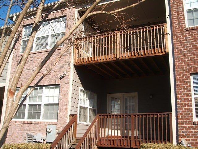 414 Weatherbrook Way - Photo 2 of 10