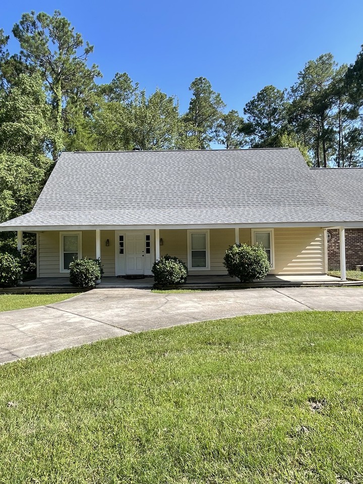 212 Lexington Dr #NA - Photo 2 of 32