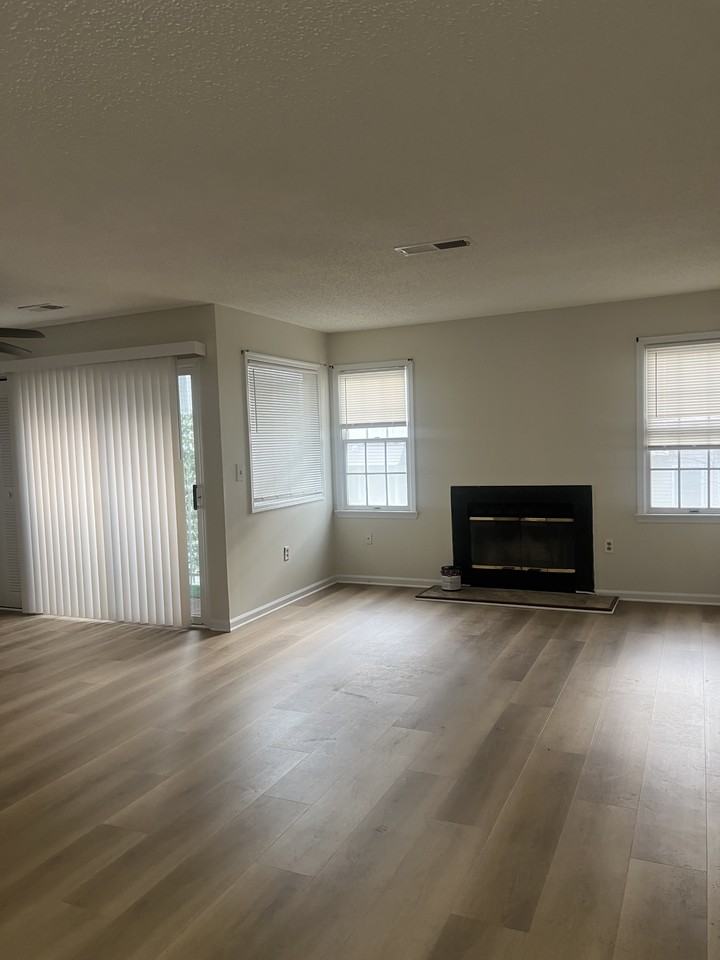 321 Edpas Rd #321 - Photo 3 of 16