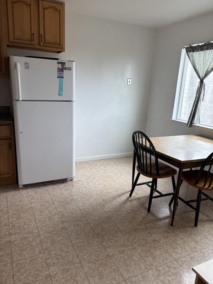 2915 Taraval Street - Photo 5 of 8