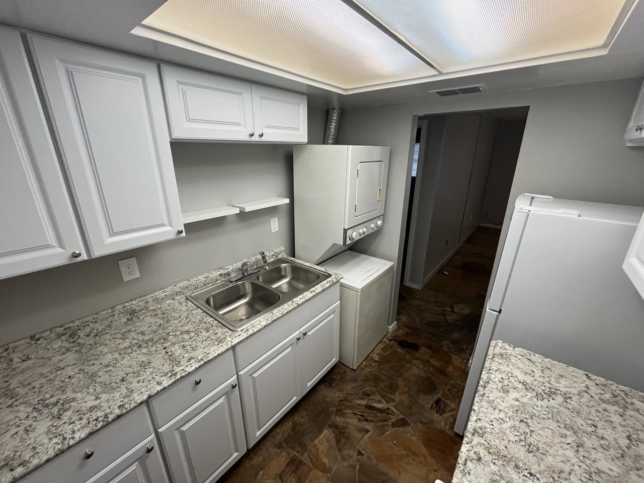2405 Se 16th Ave #A - Photo 2 of 23