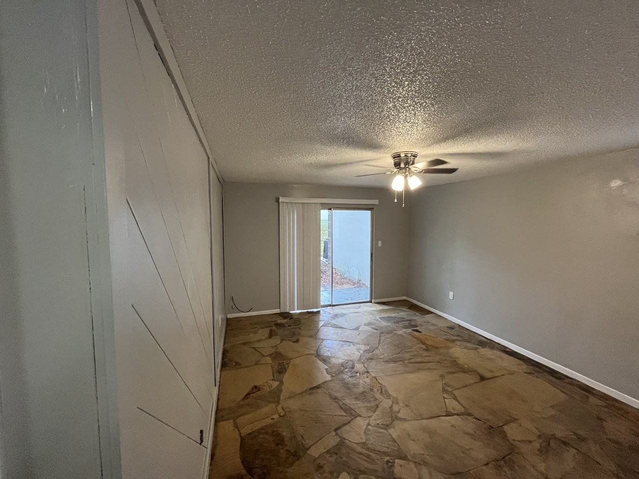 2405 Se 16th Ave #A - Photo 4 of 23