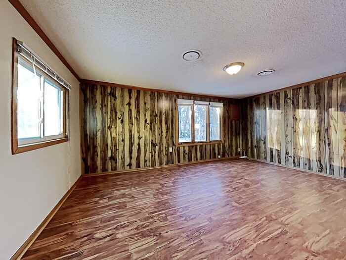 10631 Dogwood St Nw - Photo 3 of 16