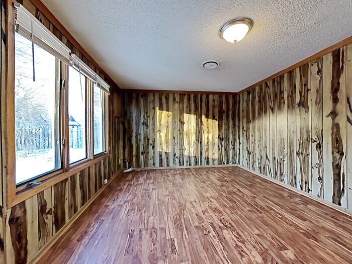10631 Dogwood St Nw - Photo 5 of 16