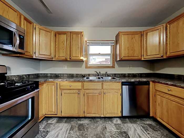 10631 Dogwood St Nw - Photo 6 of 16
