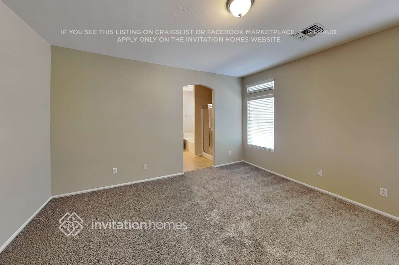 1640 S 171st Dr - Photo 7 of 18