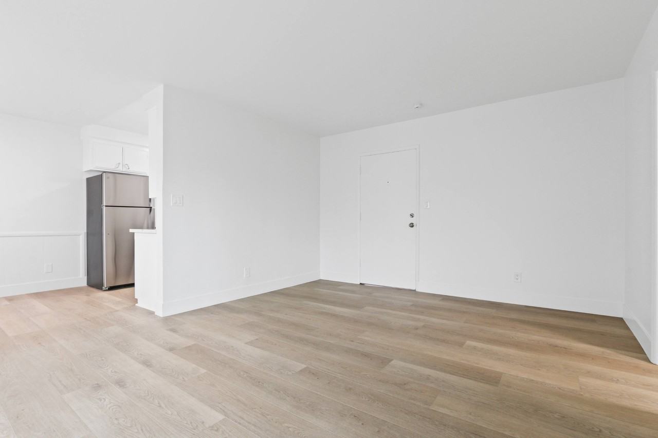 343 Palos Verdes - Photo 2 of 24
