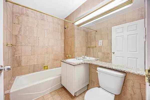 Fulton St #8AA - Photo 3 of 20