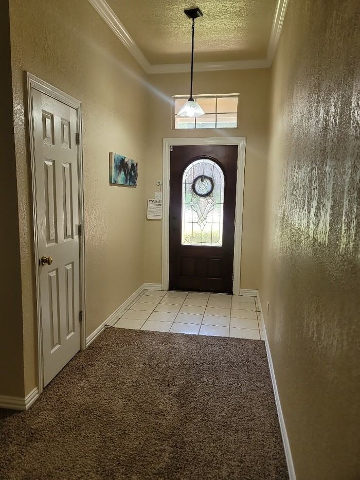 611 Linda Dr - Photo 4 of 17
