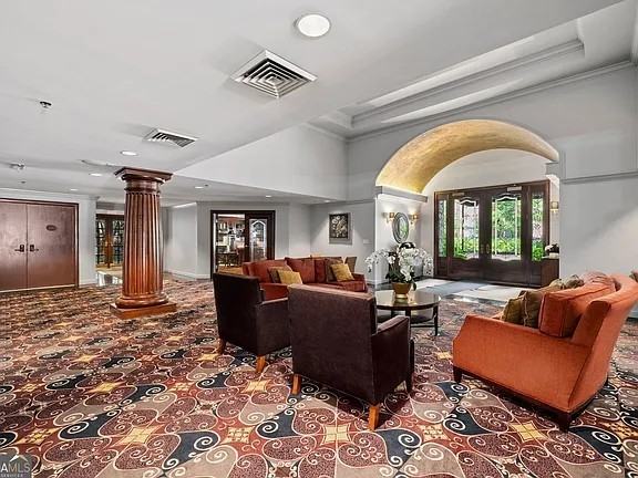 1735 Peachtree St Ne #1 - Photo 2 of 38