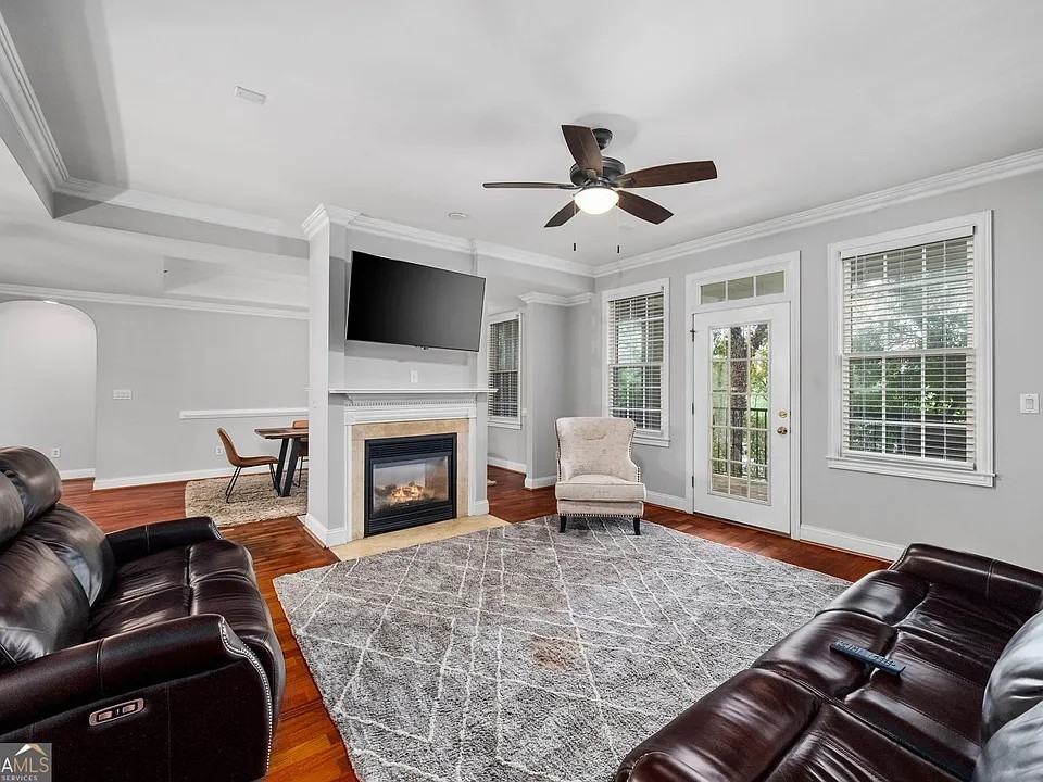 1735 Peachtree St Ne #1 - Photo 5 of 38