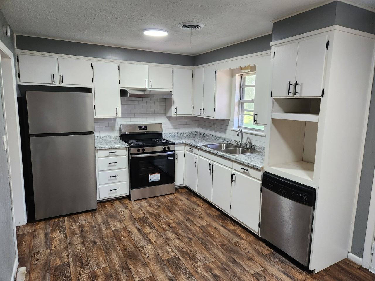 1509 E Nancy St #1 - Photo 3 of 11