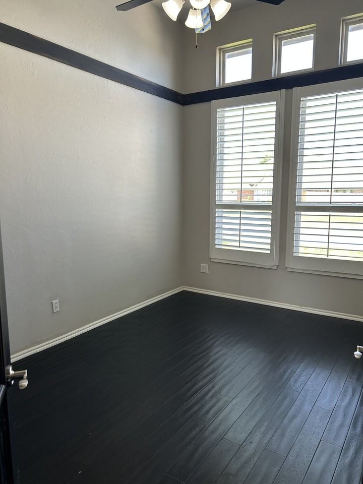16109 Sonoma Lake Blvd #1 - Photo 5 of 28