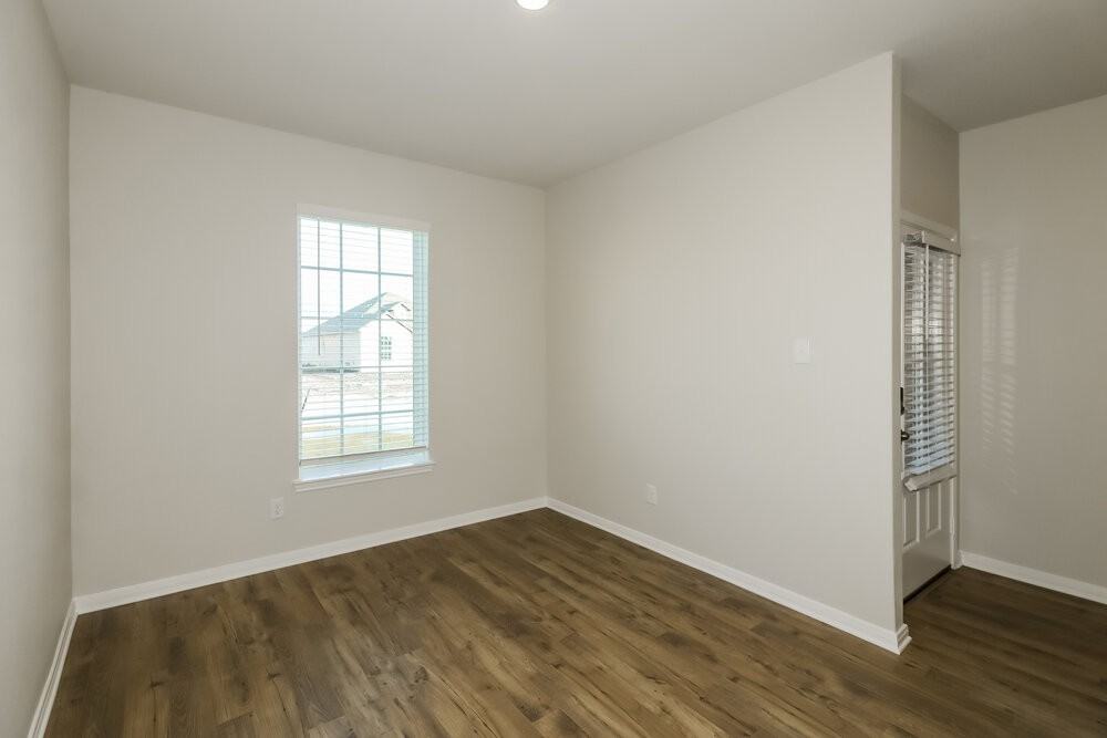7614 Tipton Meadow Way - Photo 5 of 16