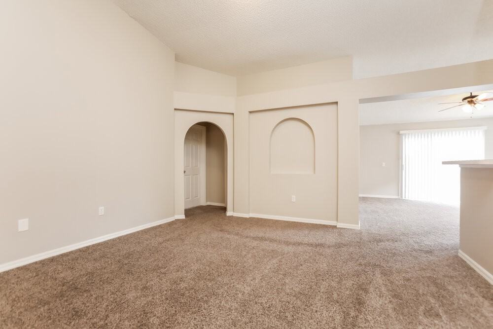 1168 Welch Hill Cir - Photo 3 of 16
