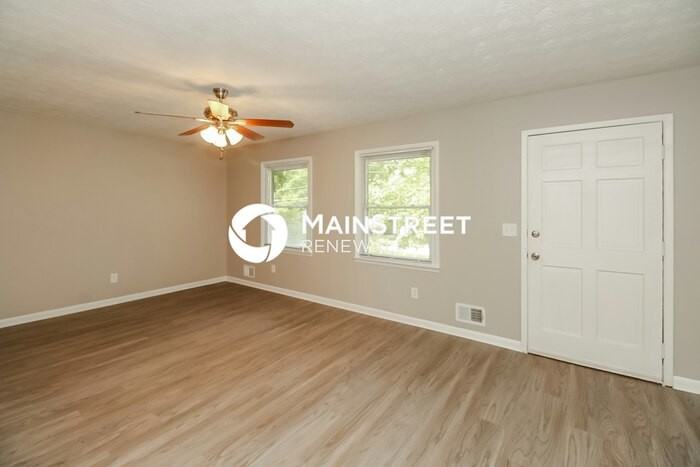 218 Lucan Way - Photo 5 of 17
