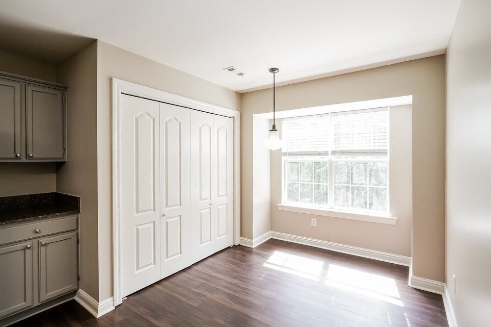 208 Ben Alex Ct - Photo 5 of 16