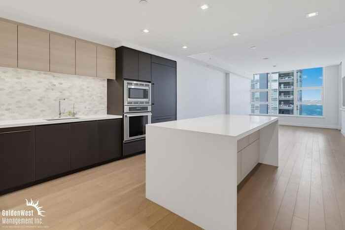 1388 Kettner Blvd #2409 - Photo 5 of 23