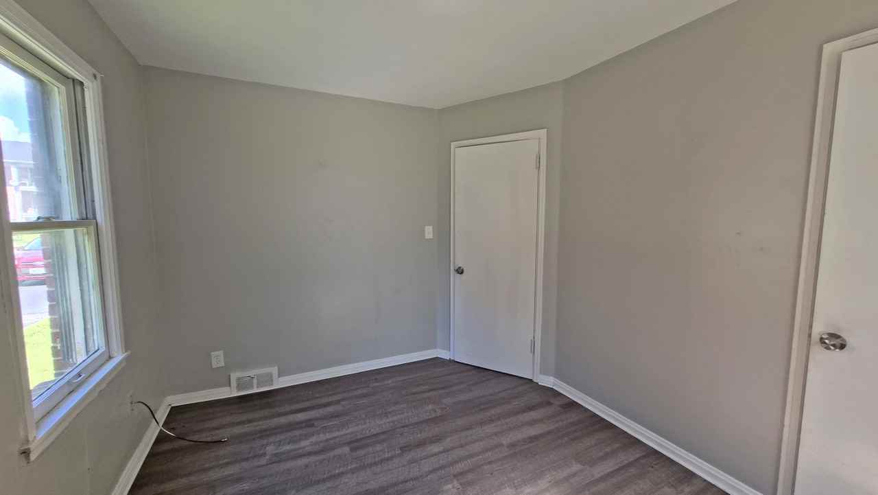 4230 Chester Dr #4230 - Photo 7 of 8