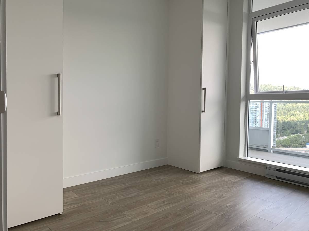 525 Foster Avenue #2405 - Photo 5 of 22