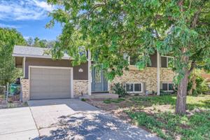 featured image of 6975 Metropolitan St