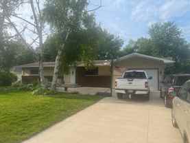 525 Meadow Ln - Photo 1 of 1