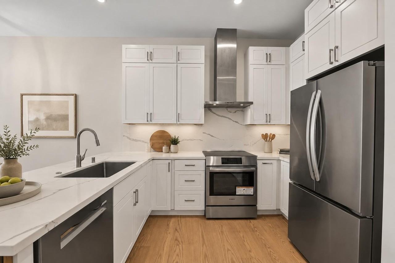 4115 El Camino Real - Photo 4 of 50