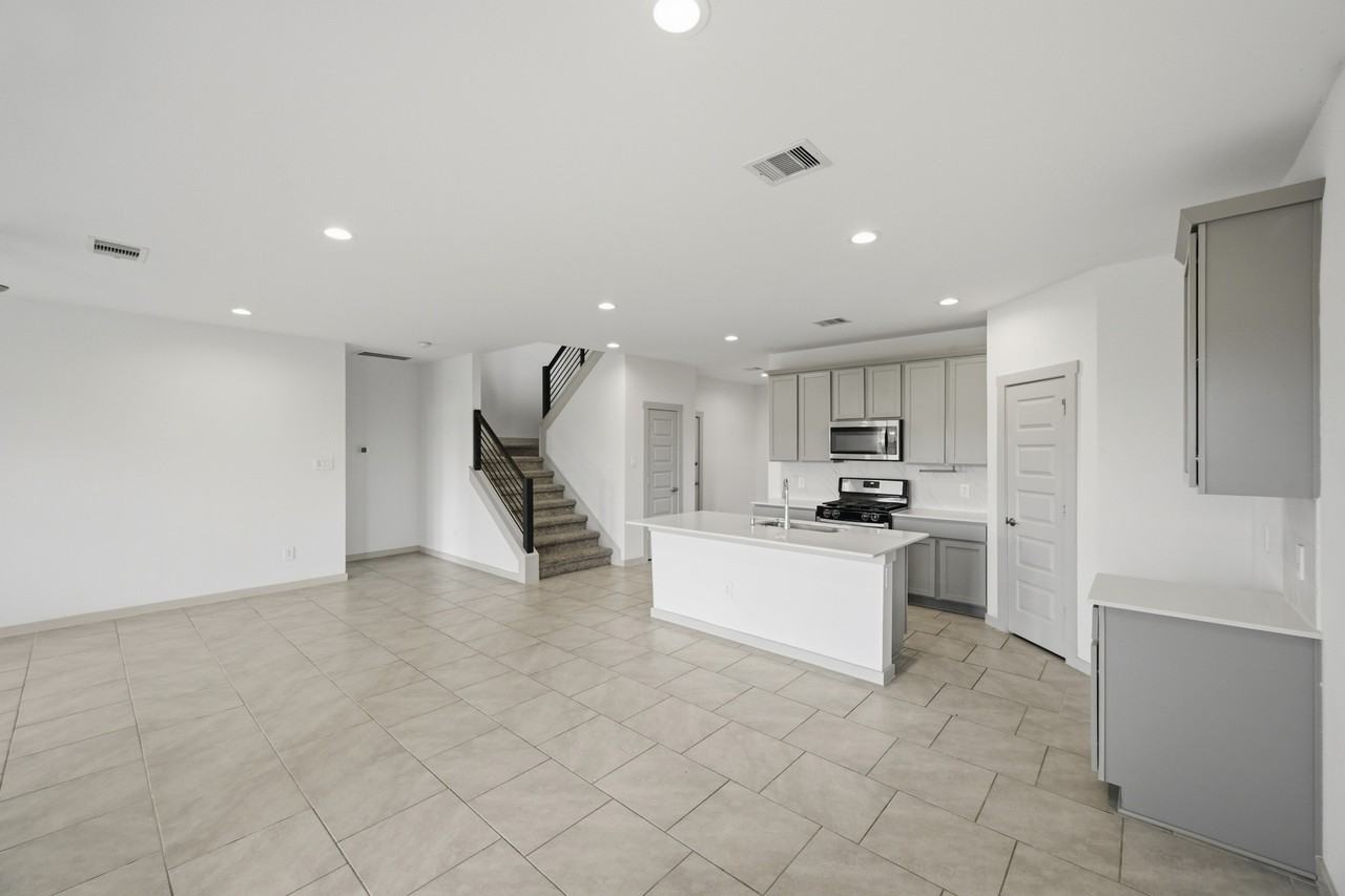 4050 Andreas Meadow Ln #1 - Photo 5 of 37