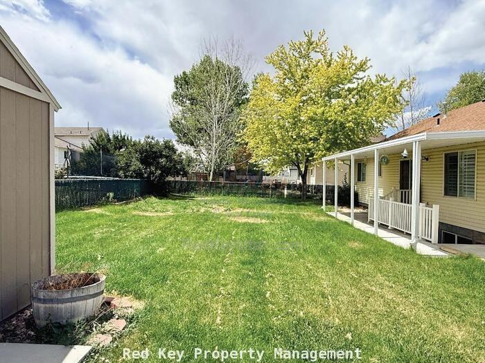 474 E 1370 N #A - Photo 3 of 7