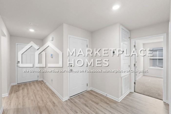 7504 Delancey St - Photo 5 of 45