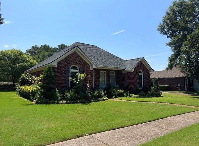 304 Bay Hill Way Sw - Photo 2 of 3