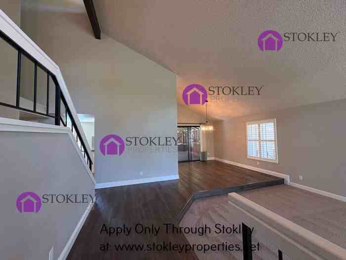 2397 Lake Meadow Cir - Photo 3 of 50