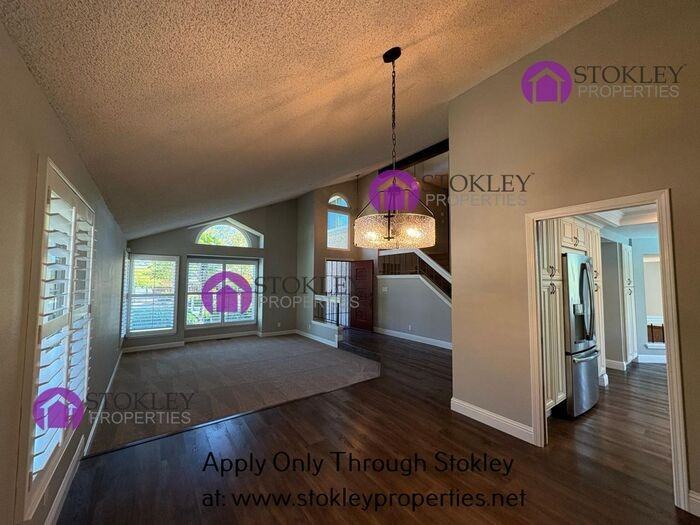 2397 Lake Meadow Cir - Photo 7 of 50