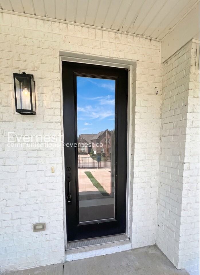 106 Ethelyne Way - Photo 5 of 24