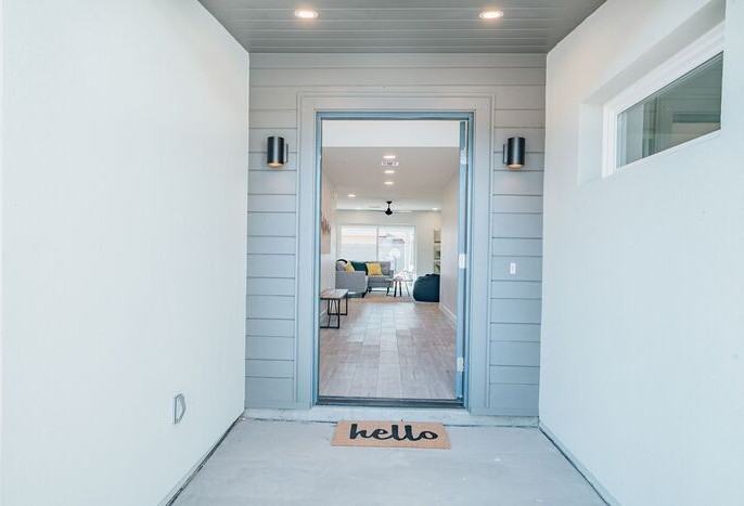8626 E Plaza Ave - Photo 3 of 28
