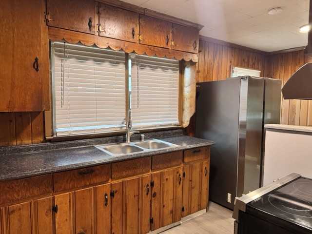 107 Caswell St #1 - Photo 7 of 19