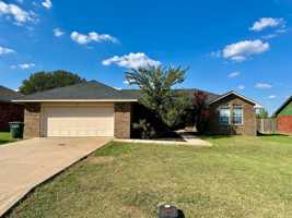 featured image of 196 Aster St #1