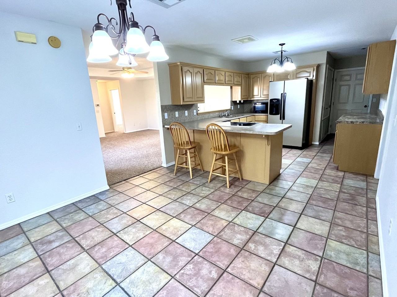196 Aster St #1 - Photo 4 of 19