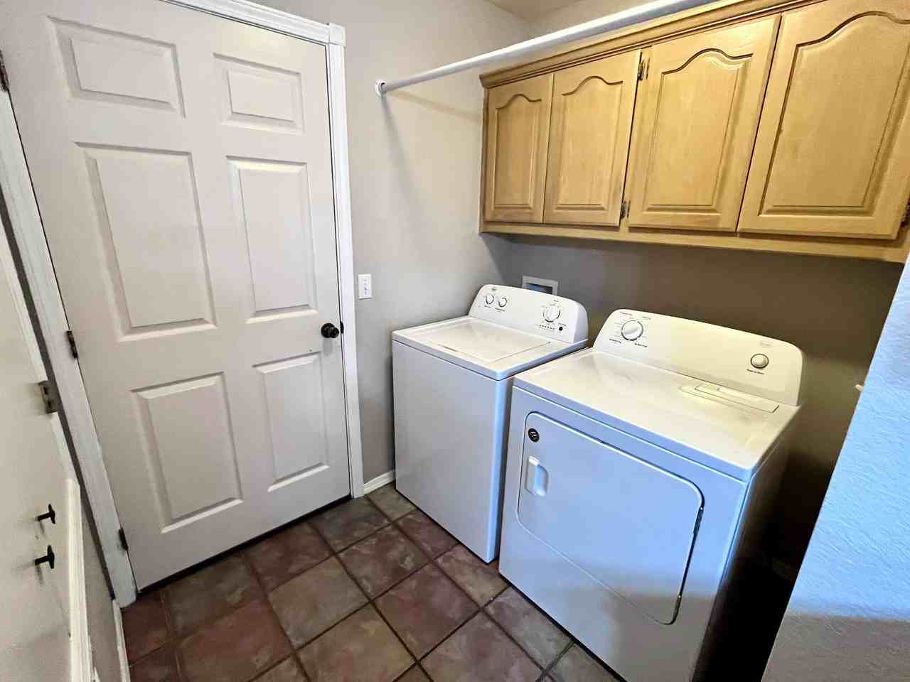 196 Aster St #1 - Photo 5 of 19