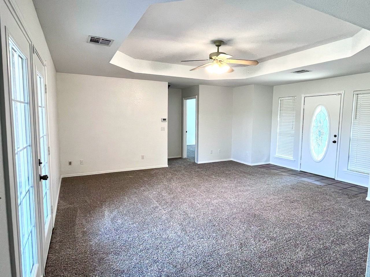 196 Aster St #1 - Photo 6 of 19